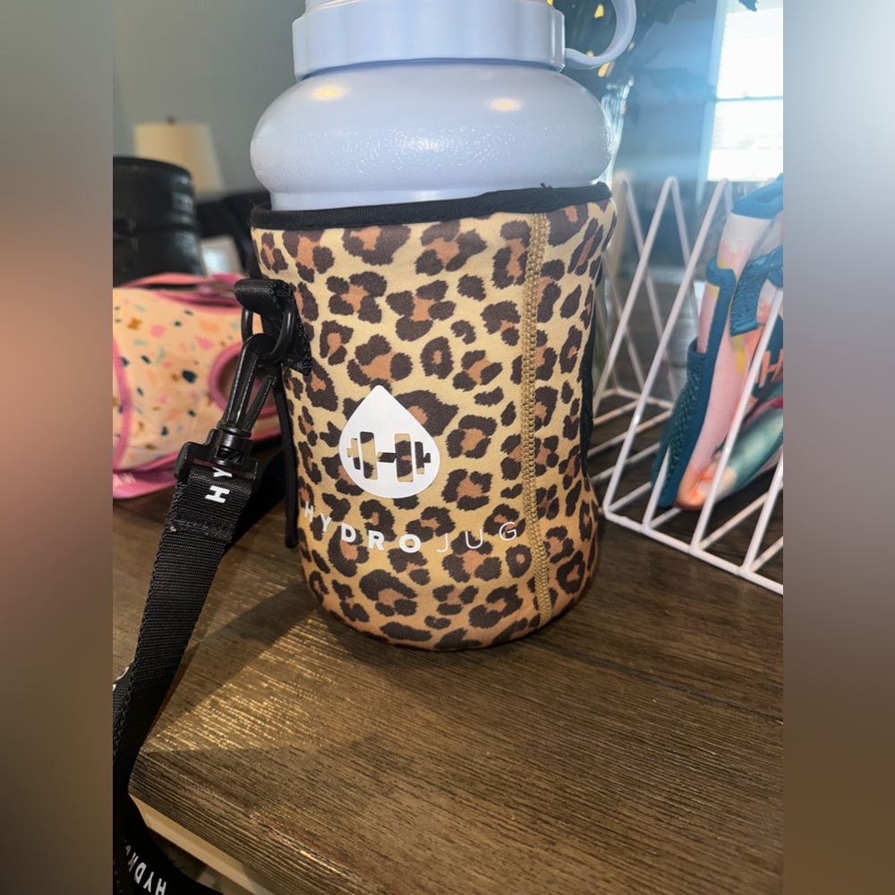 Cheetah Hydrojug Sleeve
